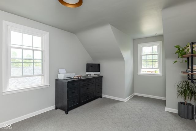 7050 N Park Avenue, Indianapolis, IN 46220