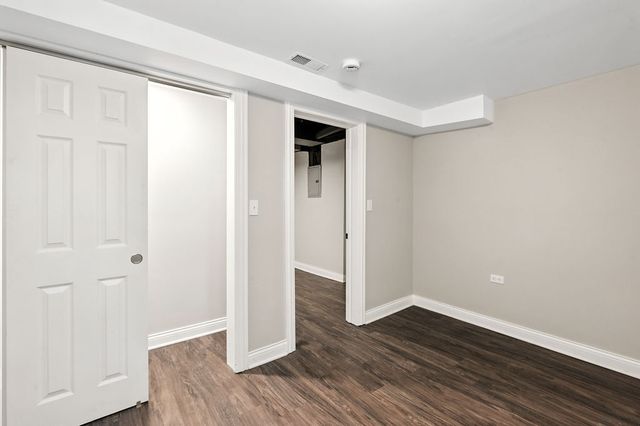 7034 S Normal Boulevard, Chicago, IL 60621