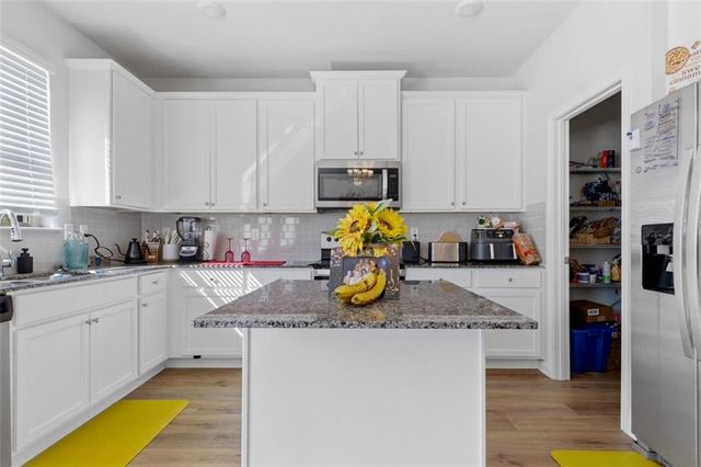 4006 Riverchess SW Drive, Atlanta, GA 30331