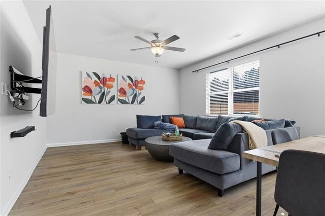 4006 Riverchess SW Drive, Atlanta, GA 30331