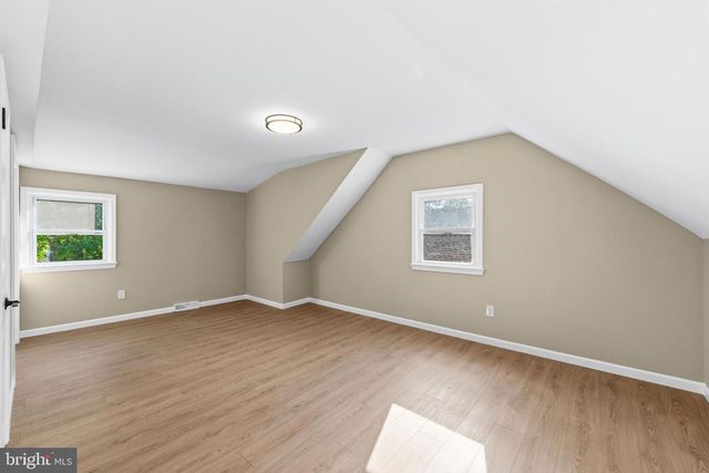 529 HUNT AVE, Hamilton, NJ 08610