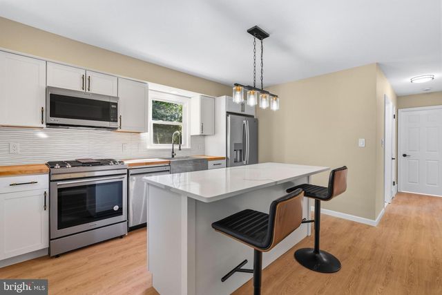 529 HUNT AVE, Hamilton, NJ 08610