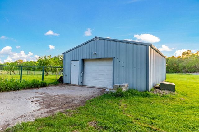 8080 E HWY AB, Columbia, MO 65201