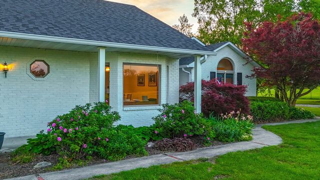 8080 E HWY AB, Columbia, MO 65201