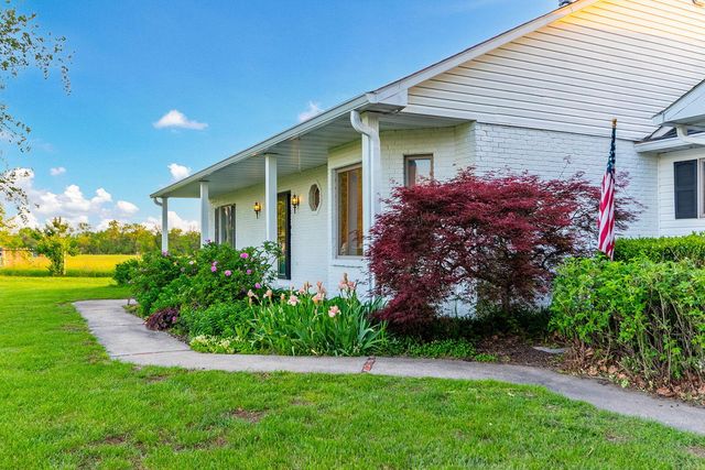 8080 E HWY AB, Columbia, MO 65201
