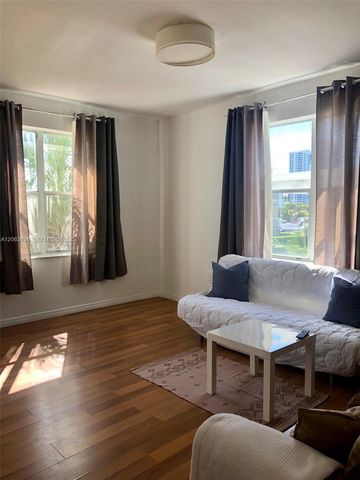 1502 Jefferson Avenue 203, Miami Beach, FL 33139