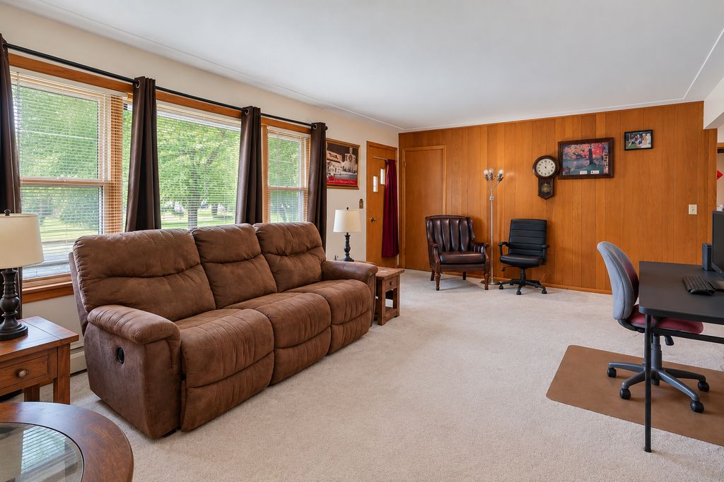 6516 Elm Street, North Branch, MN 55056 — photo 2