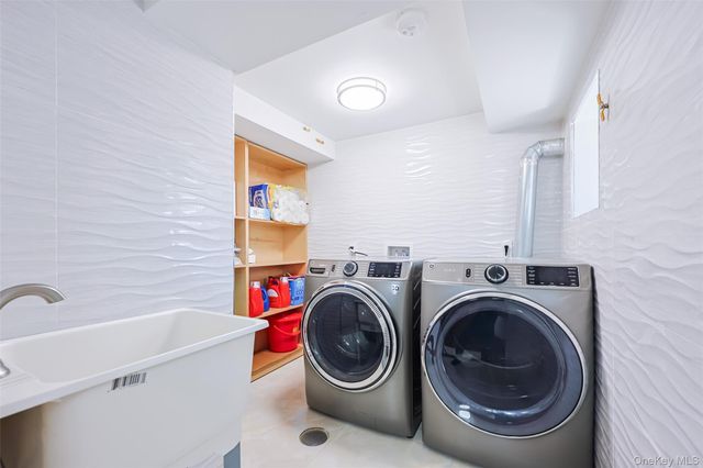 21-20 Francis Lewis Boulevard, Whitestone, NY 11357