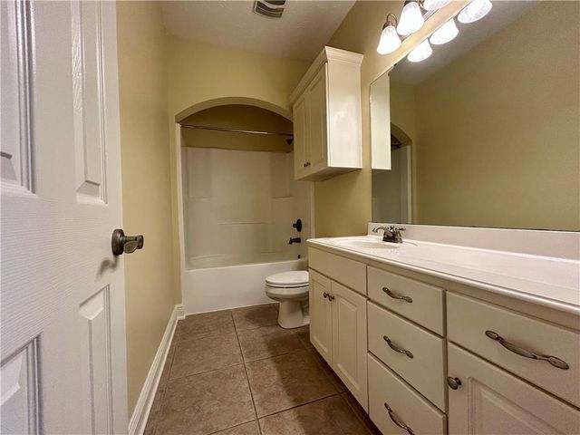 6005 TORIA Drive, Alexandria, LA 71303