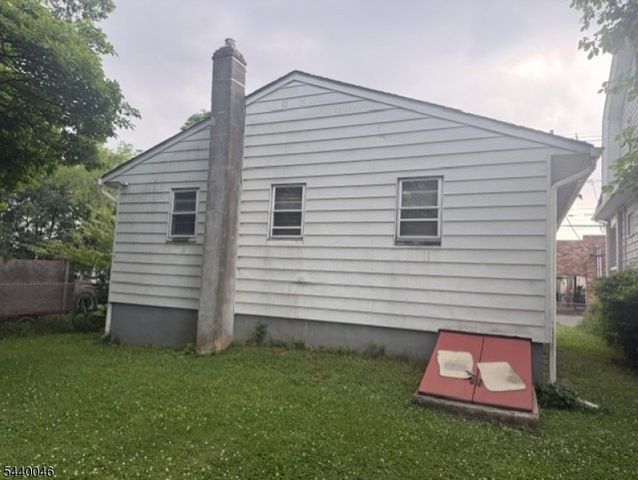 1015 Oak St, Roselle Boro, NJ 07203