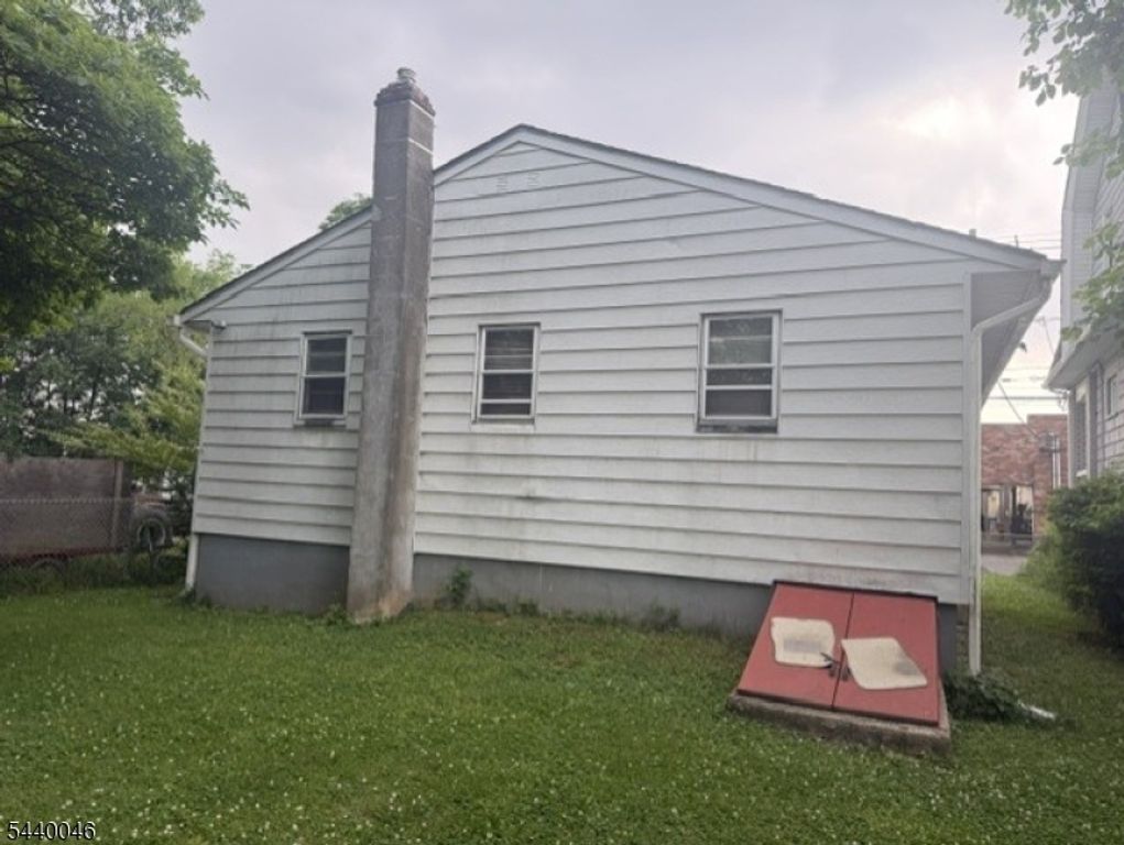 1015 Oak St, Roselle Boro, NJ 07203 — photo 3