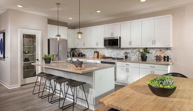 35104 Citron Lane, Fallbrook, CA 92028