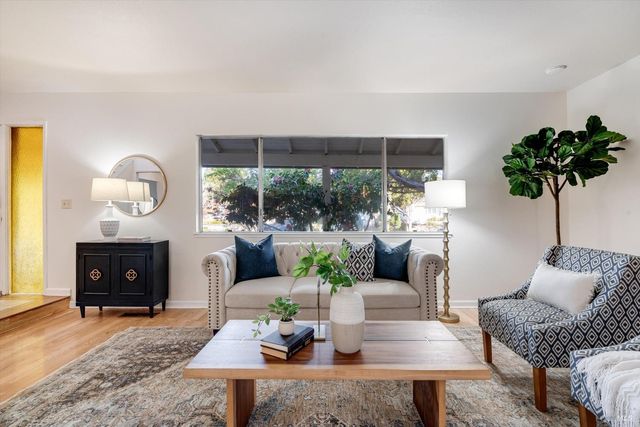 2513 Rigdon St, Napa, CA 94558