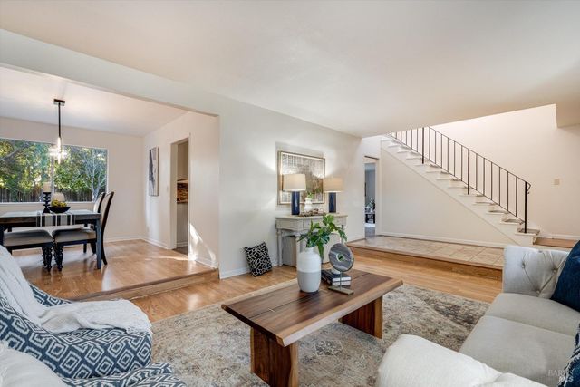 2513 Rigdon St, Napa, CA 94558