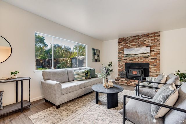 2513 Rigdon St, Napa, CA 94558