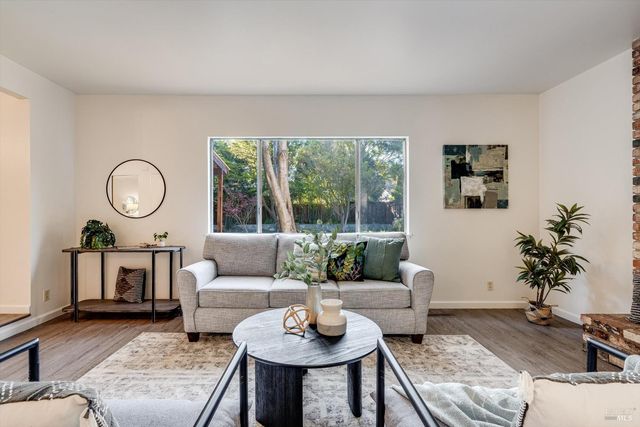 2513 Rigdon St, Napa, CA 94558