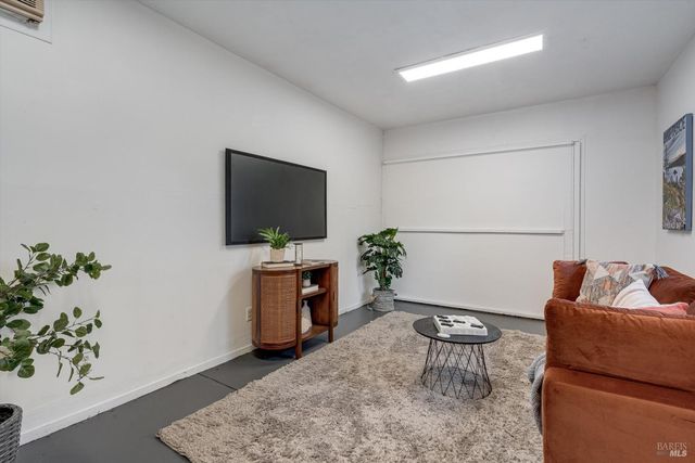 2513 Rigdon St, Napa, CA 94558