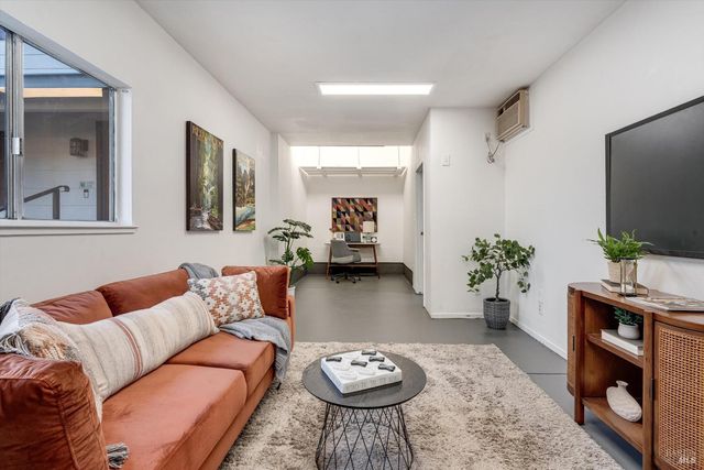 2513 Rigdon St, Napa, CA 94558