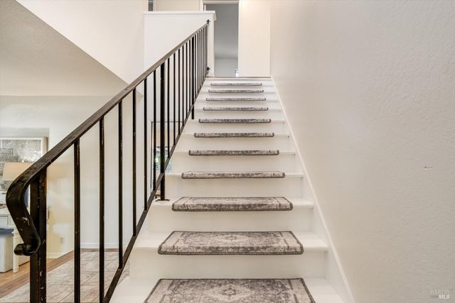 2513 Rigdon St, Napa, CA 94558