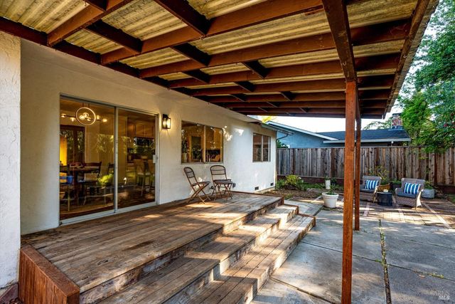 2513 Rigdon St, Napa, CA 94558