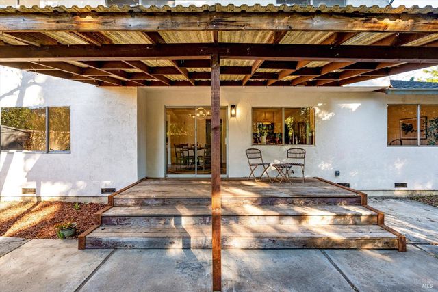 2513 Rigdon St, Napa, CA 94558