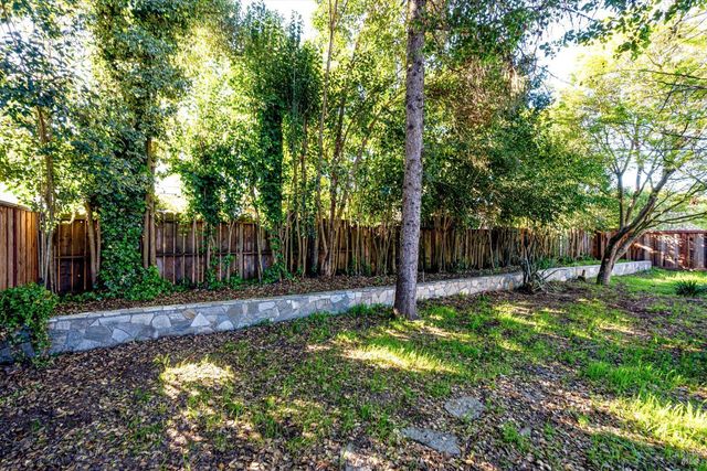 2513 Rigdon St, Napa, CA 94558