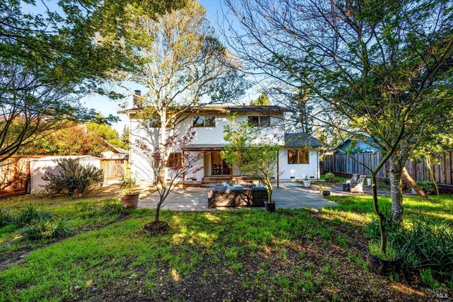 2513 Rigdon St, Napa, CA 94558