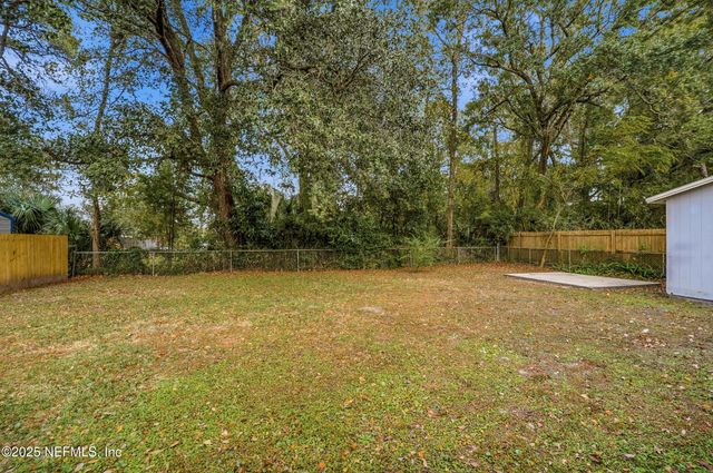 3135 VICTORIA PARK Road, Jacksonville, FL 32216