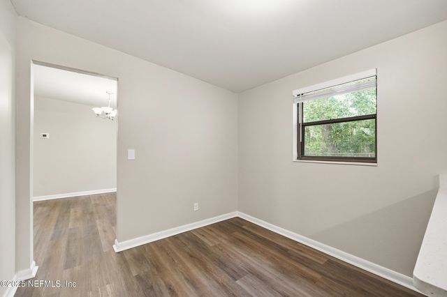 3135 VICTORIA PARK Road, Jacksonville, FL 32216