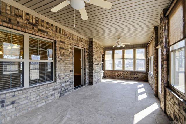 1009 Ridgewood Drive, Little Rock, AR 72206