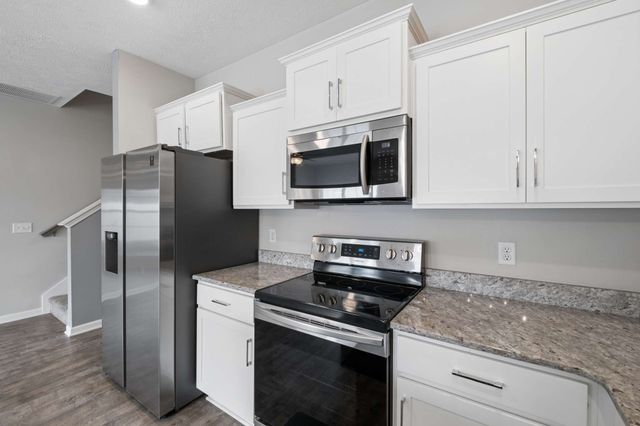 4347 Doral Dr, Murfreesboro, TN 37127