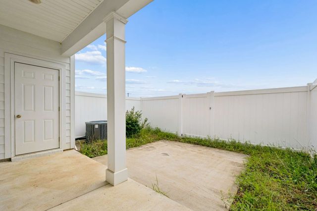 4347 Doral Dr, Murfreesboro, TN 37127