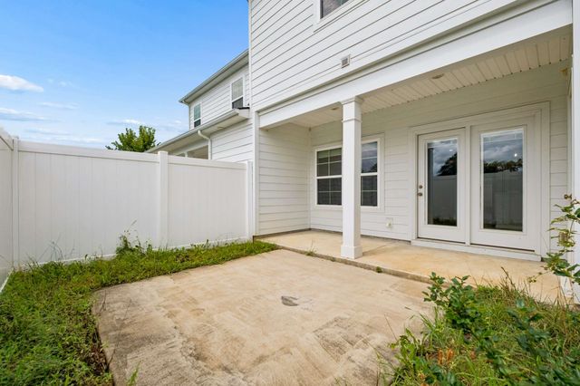 4347 Doral Dr, Murfreesboro, TN 37127