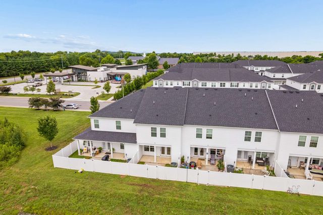 4347 Doral Dr, Murfreesboro, TN 37127