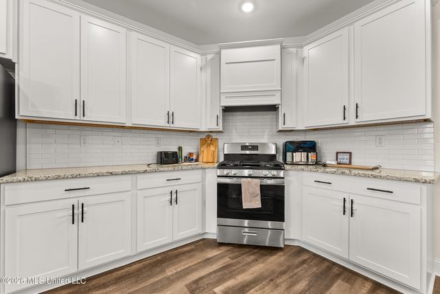 230 Centerline Roper Loop, Byhalia, MS 38611