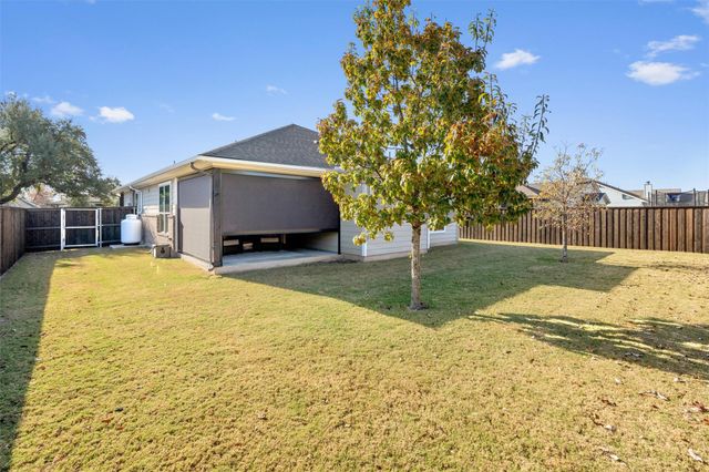 104 Dax DR, Liberty Hill, TX 78642