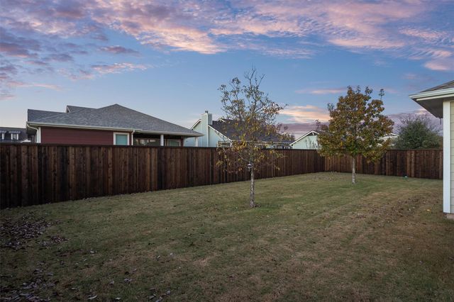 104 Dax DR, Liberty Hill, TX 78642