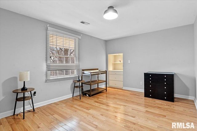 1709 Outer Park Drive, Springfield, IL 62704