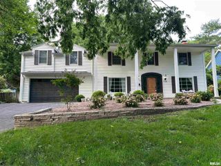 1709 Outer Park Drive, Springfield, IL 62704