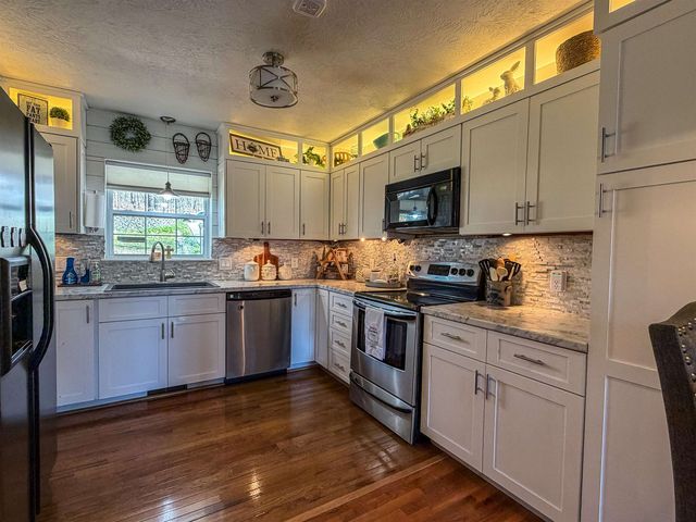 86 Hualapi Drive, Cherokee Village, AR 72529