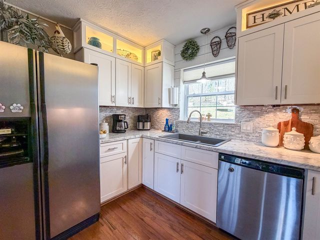 86 Hualapi Drive, Cherokee Village, AR 72529
