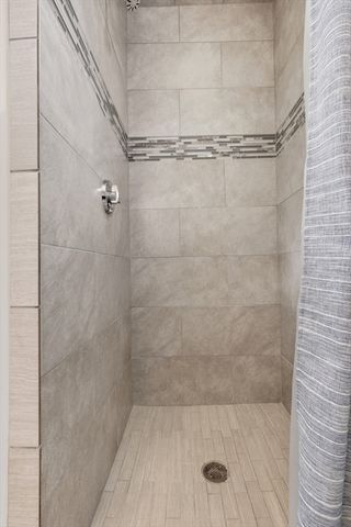 21 Emerton St 2, Salem, MA 01970