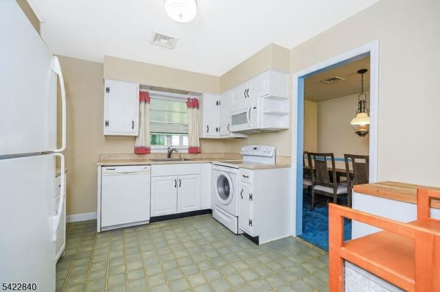 2142 S Branch Rd, Branchburg Twp., NJ 08876