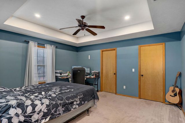 5355 Basswood Court W, Springfield, MO 65802