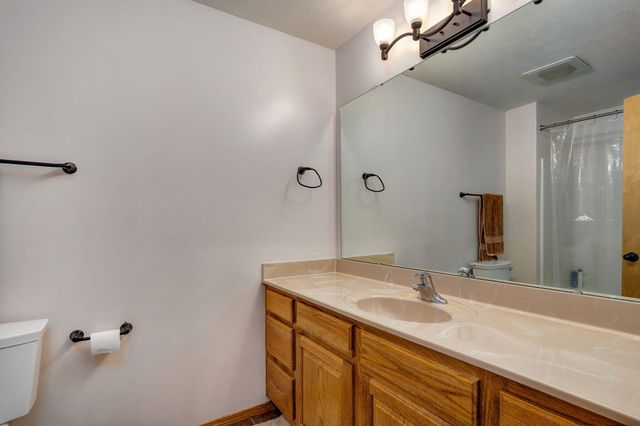 5355 Basswood Court W, Springfield, MO 65802