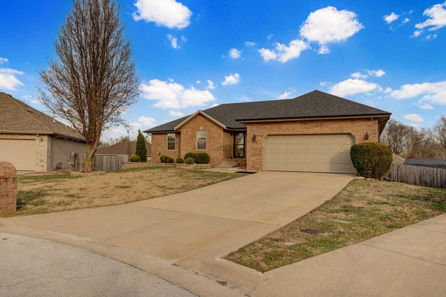 5355 Basswood Court W, Springfield, MO 65802