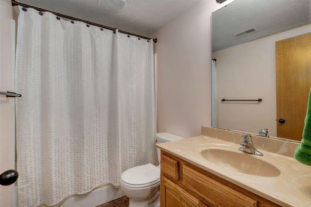 5355 Basswood Court W, Springfield, MO 65802