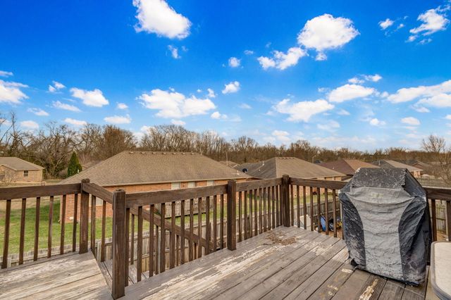 5355 Basswood Court W, Springfield, MO 65802