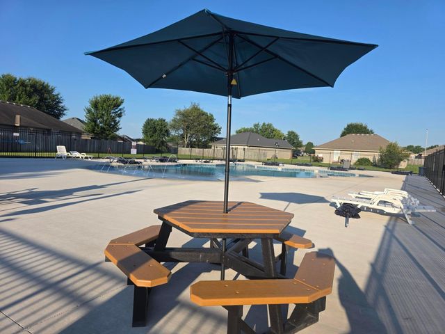 5355 Basswood Court W, Springfield, MO 65802