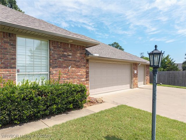 2629 Whitney Lane, Alma, AR 72921